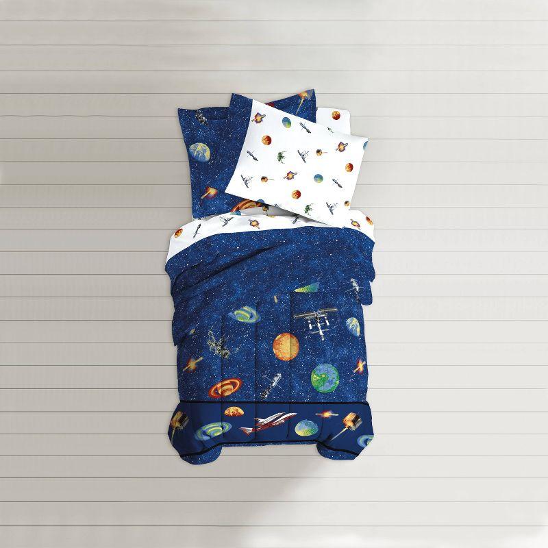 Dream Factory Outer Space Comforter Set