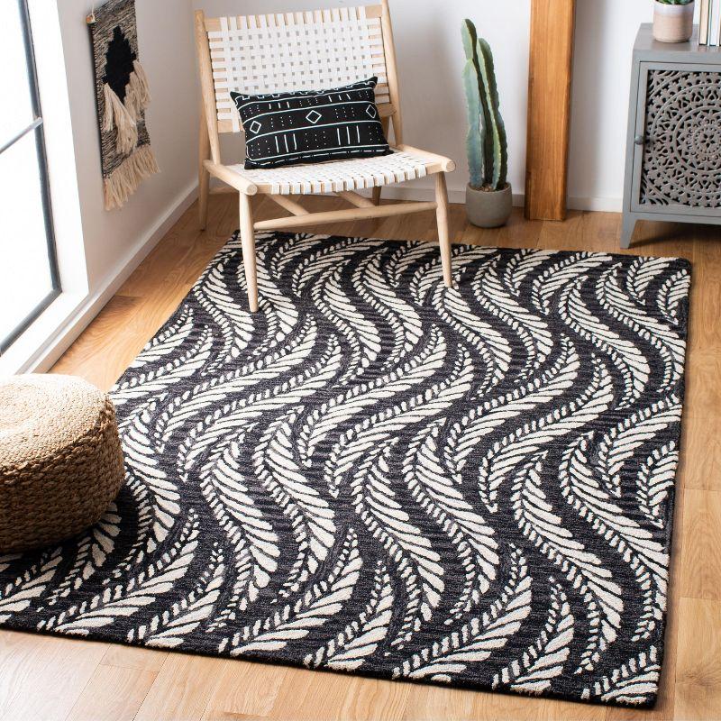 Handmade Charcoal and Ivory Wool Tufted 4' x 6' Area Rug