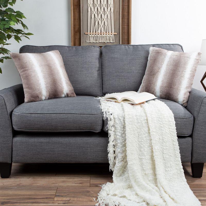 Hastings Home Throw Pillows - Two 17-Inch Variegated Square Decorative Cushions for Couch, Living Room, and Bedroom Accent Decor (Set of 2)