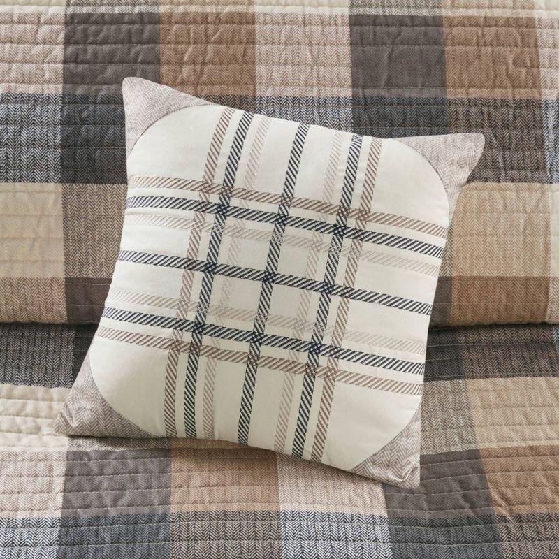 Madison Park Ridge 6 Piece Printed Herringbone Quilt Set with Throw Pillows