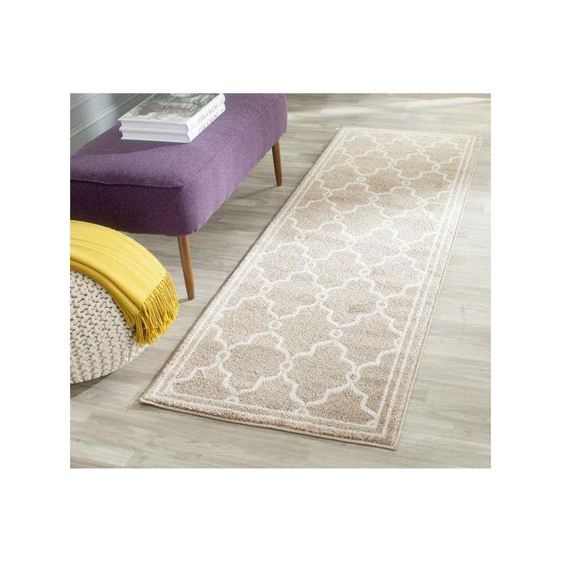 Amherst AMT414 Power Loomed Area Rug  - Safavieh