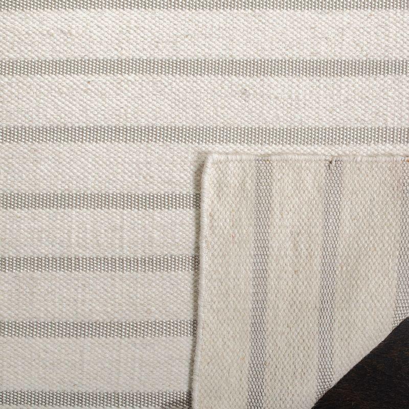 Dhurries DHU313 Hand Woven Flat Weave Indoor Area Rug - White - 6'x9' - Safavieh