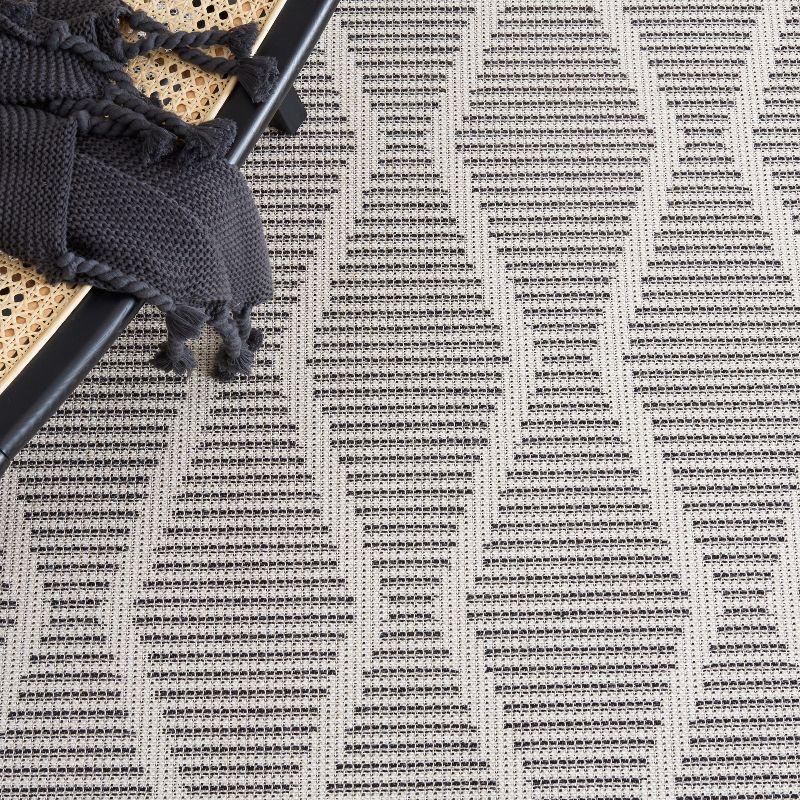 Augustine AGT503 Machine Made Indoor Area Rug - Ivory/Black - 6'-4"x6'-4" - Safavieh