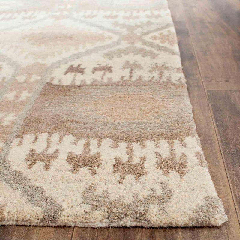 Wyndham WYD720 Hand Tufted Area Rug  - Safavieh