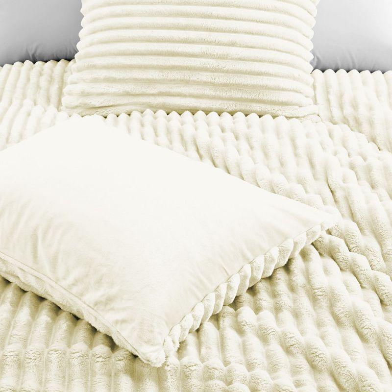 Peace Nest Flannel Fleece Plush Fuzzy Comforter Set Fluffy Bedding Set with 2 Pillowcases, Cream, Queen