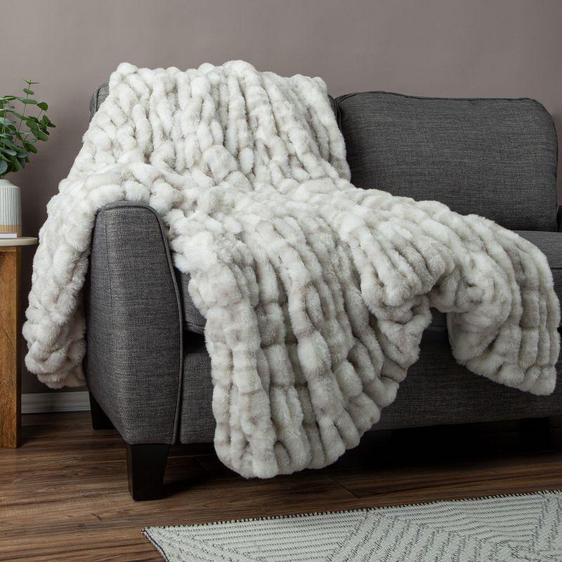 Oversized Ruched Faux Fur Blanket - 60x80-Inch Jacquard Faux Fur Queen-Size Throw for Sofas and Beds - Luxurious Bedding by Lavish Home