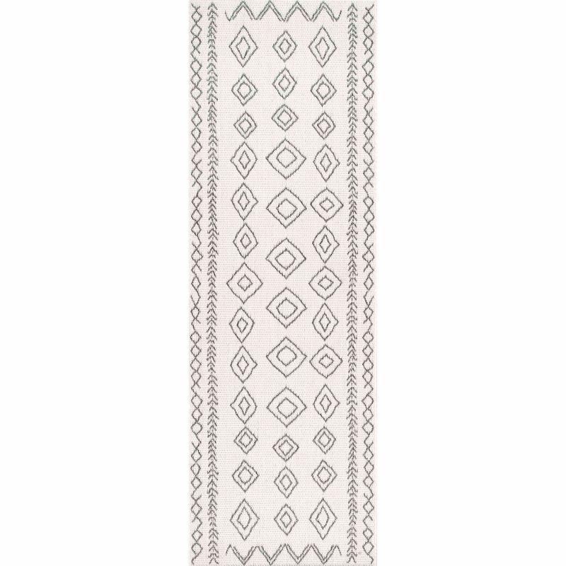 Nuloom Serna Moroccan Indoor/Outdoor Area Rug