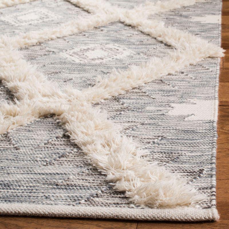 Ivory and Gray Hand-Knotted Wool 6' x 9' Area Rug