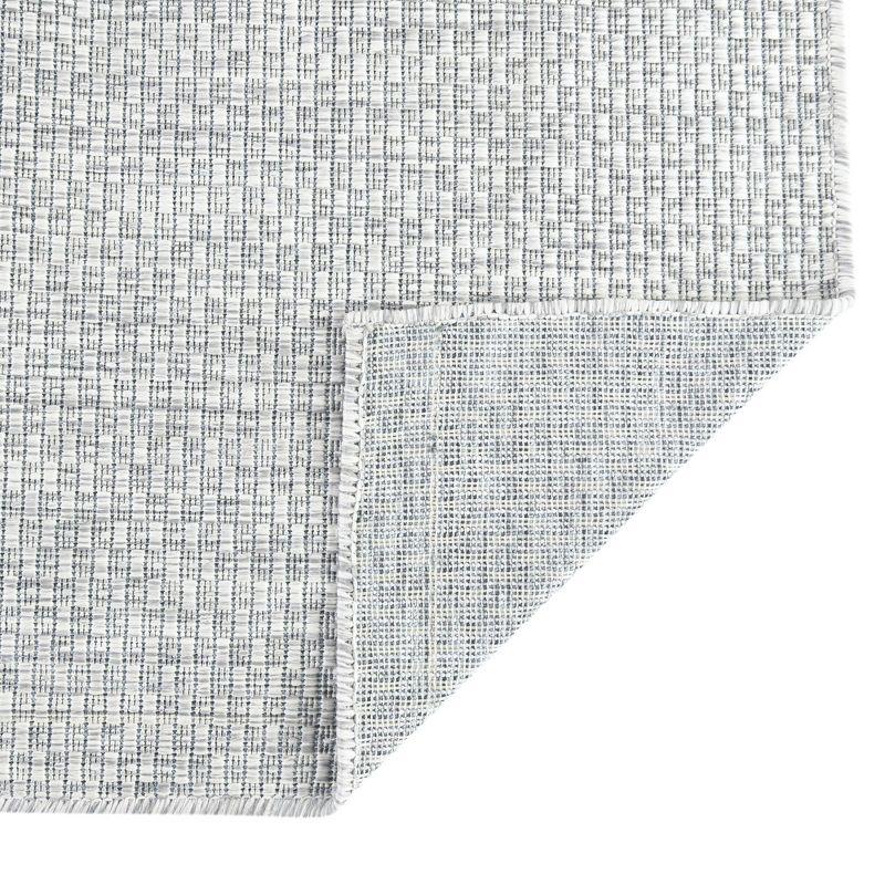 Modern Outdoor Solid Light Gray 7'x10' Synthetic Area Rug