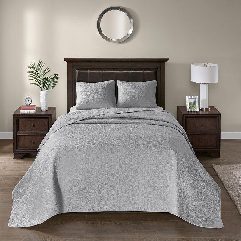 Quebec Reversible Bedspread Set