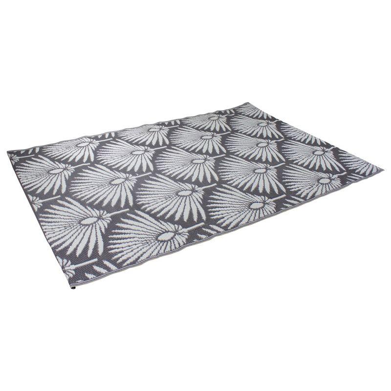 Tropical Fan Leaf Gray & White 4' x 6' Outdoor Area Rug