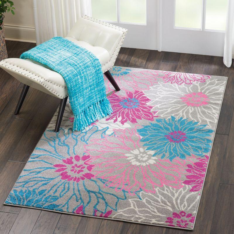 Gray Floral Synthetic Easy Care Rectangular Rug 4' x 6'