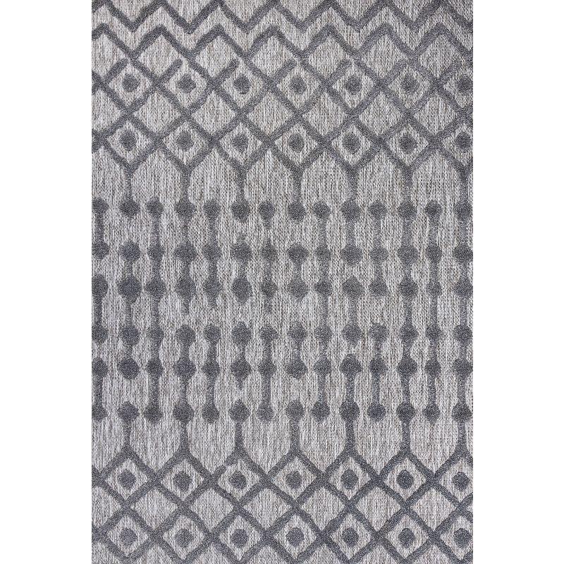 Peralta Moroccan Diamond Indoor/Outdoor Area Rug - JONATHAN Y