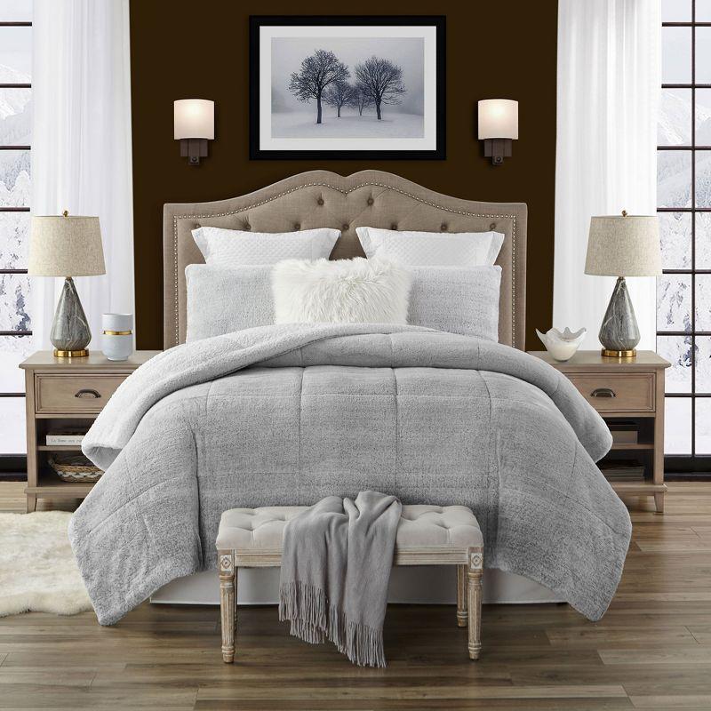 Ultra Plush Reversible Faux Fur and Sherpa 3-Piece Comforter Set
