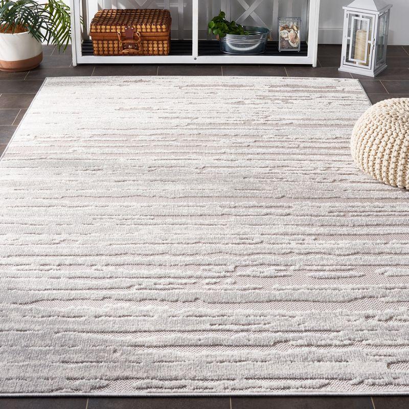 Cabana CBN506 Power Loomed Indoor/Outdoor Area Rug - Gray/Ivory - 6'7"x6'7" - Safavieh.