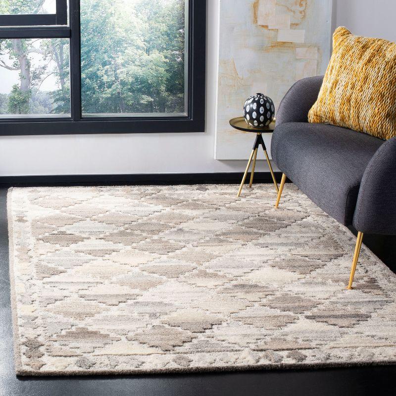 Gray Geometric Handmade Wool 5' x 8' Area Rug