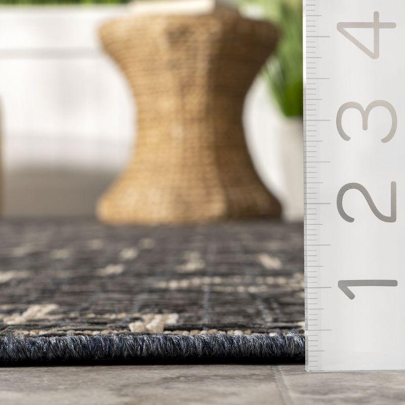 Nuloom Maia Striped Indoor/Outdoor Area Rug