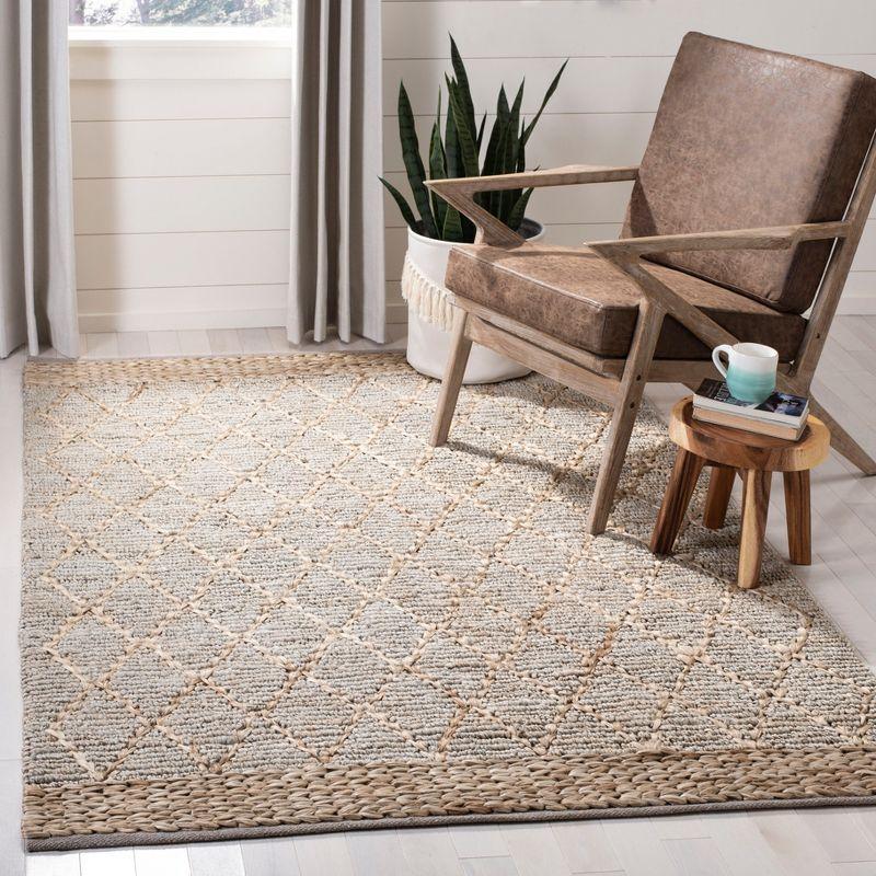 Natural Fiber NF951 Hand Loomed Indoor Area Rug - Silver - 6'x9' - Safavieh