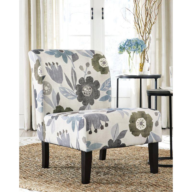 Signature Design by Ashley Casual Triptis Accent Chair  Multi