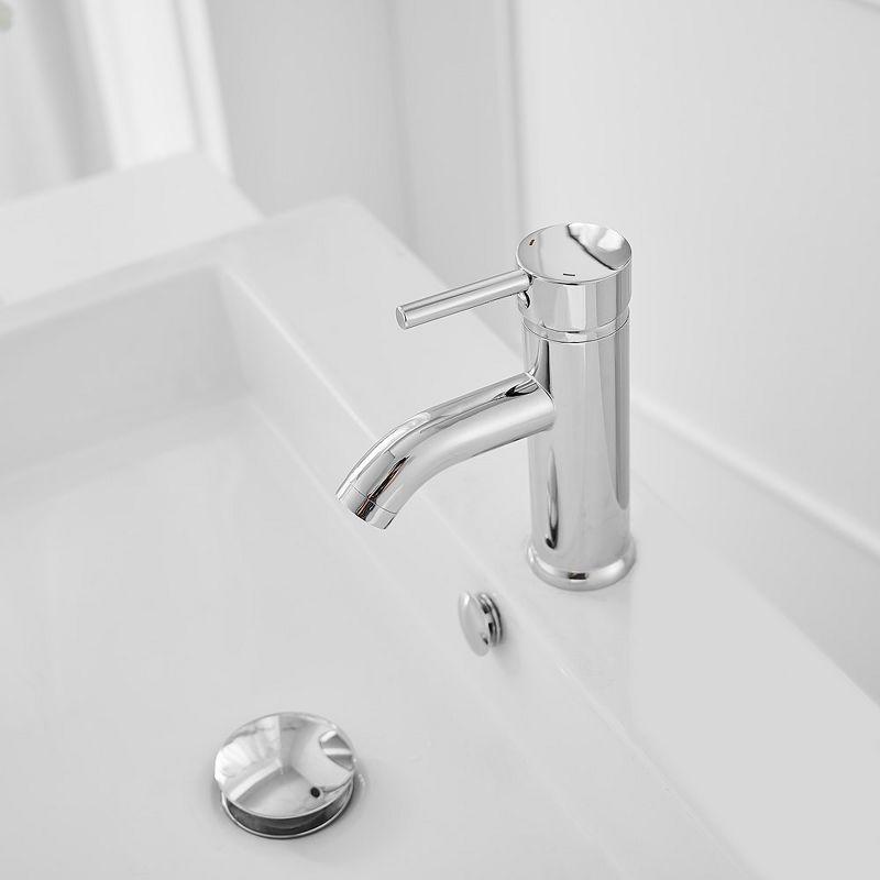 Polished Chrome Single-Handle Bathroom Faucet with Drain Assembly