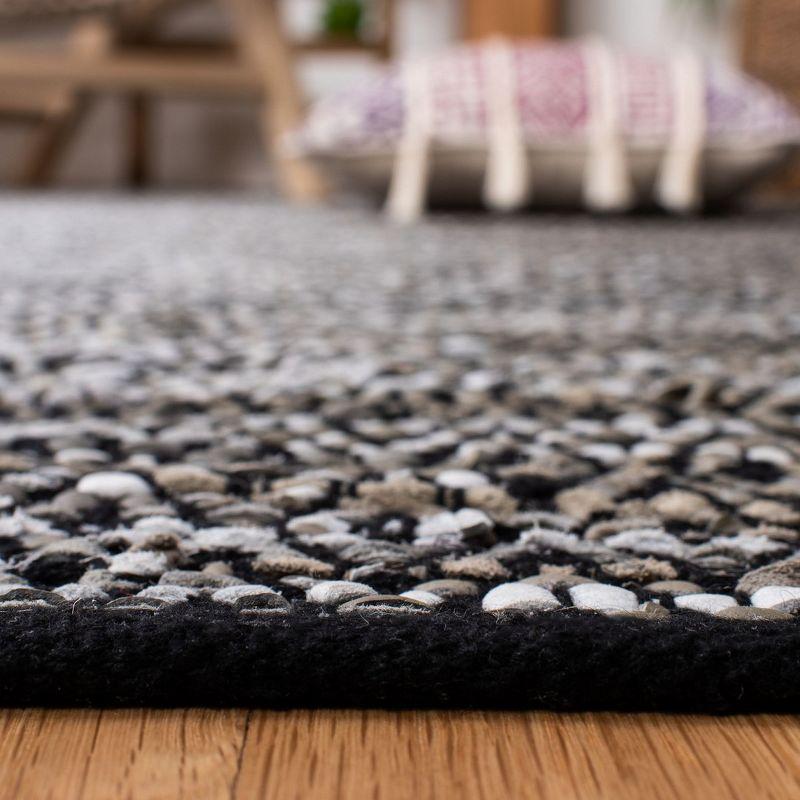 Vintage Leather VTL388 Hand Woven Indoor Area Rug - Light Grey/Grey - 4'x6' - Safavieh