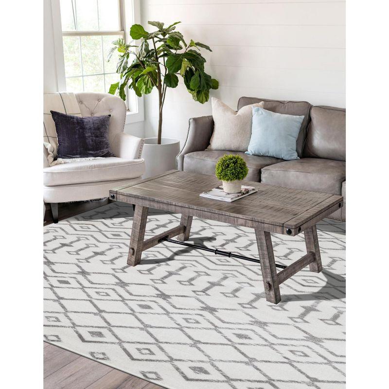 Ivory Rectangular Moroccan Trellis Stain-Resistant Rug