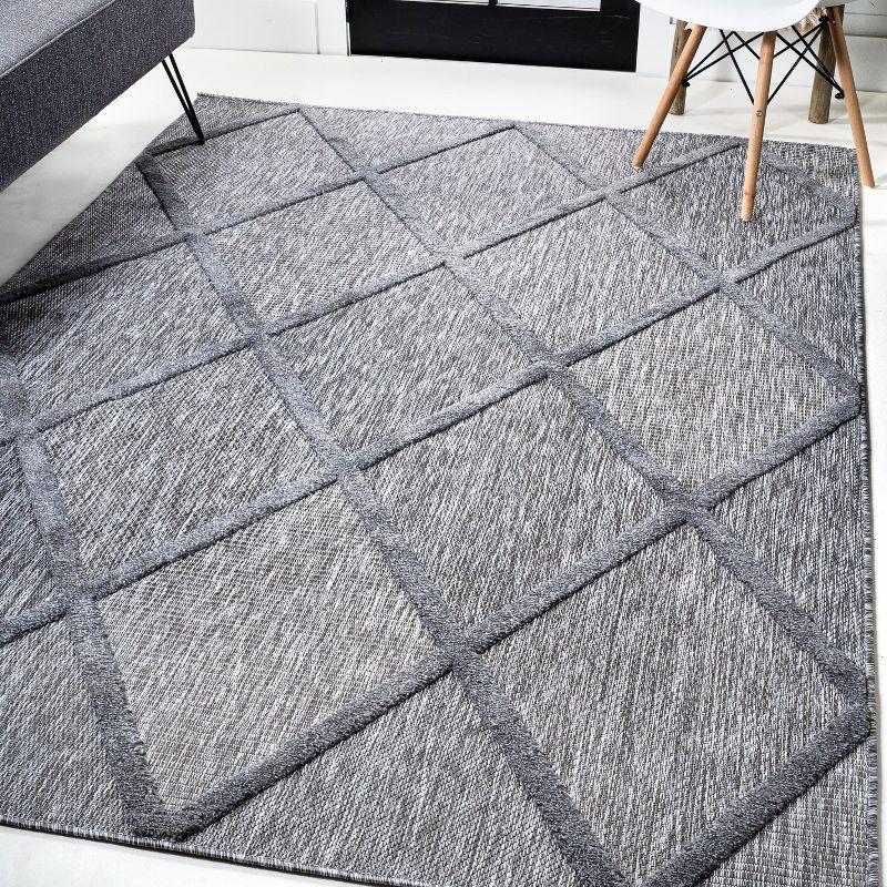 Transitional Diamond Trellis 3x5 Dark Gray Synthetic Area Rug