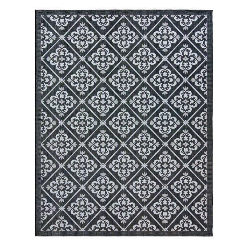 Black and White Trellis 5' x 7' Synthetic Indoor/Outdoor Rug