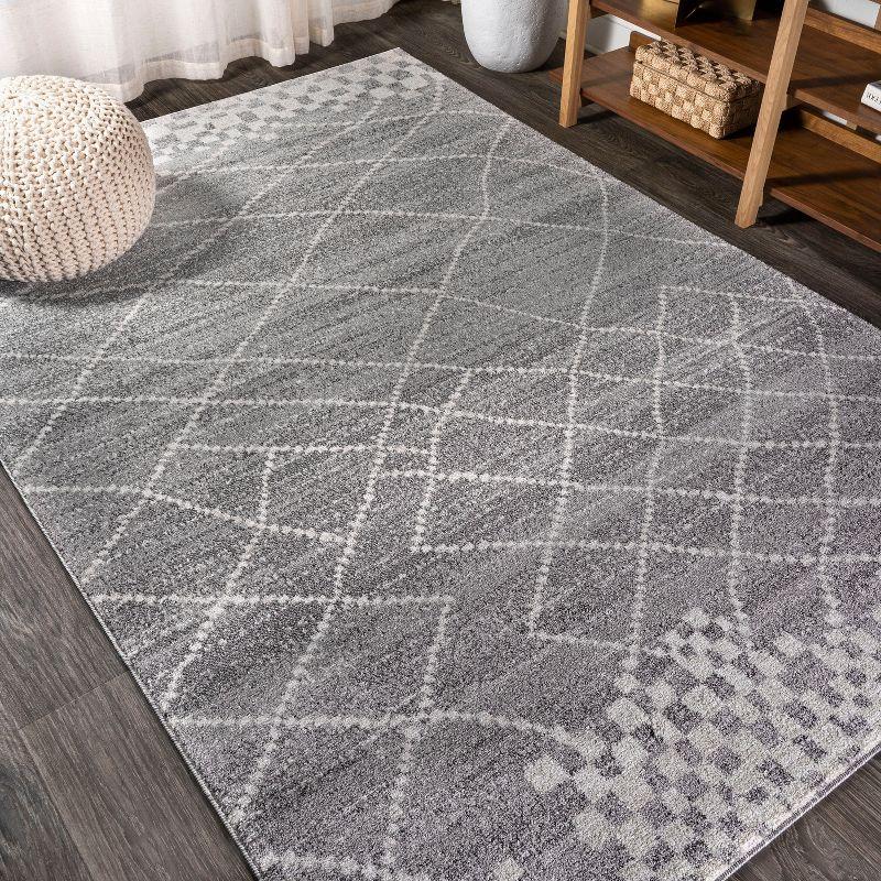 Modern Moroccan Diamond 4'x6' Area Rug in Gray - Easy Care & Stain-Resistant