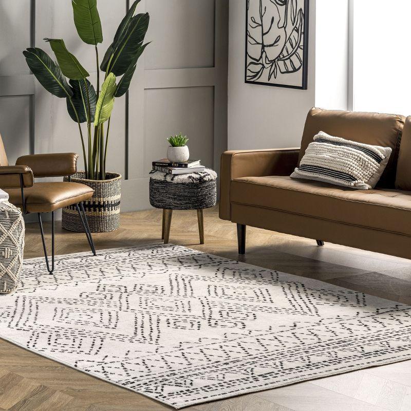 Gray Rectangular Stain-Resistant Synthetic Area Rug 5' x 8'