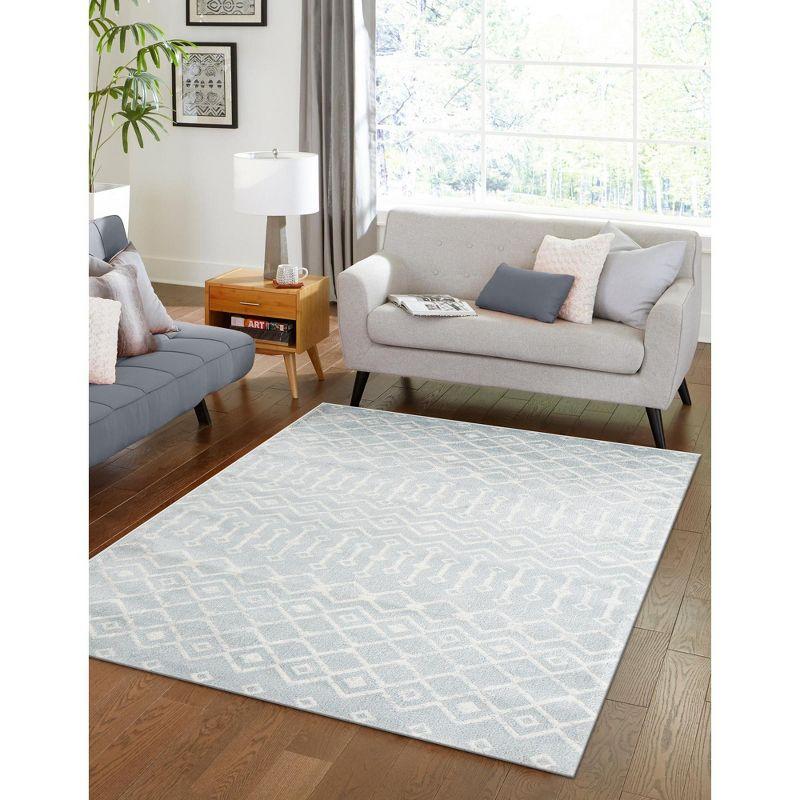 Light Blue Trellis 4'x6' Easy-Care Synthetic Area Rug