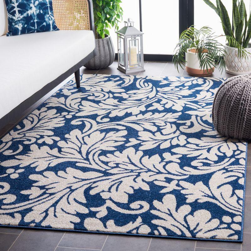 Amherst AMT425 Power Loomed Indoor Area Rug - Navy/Ivory - 4'x6' - Safavieh