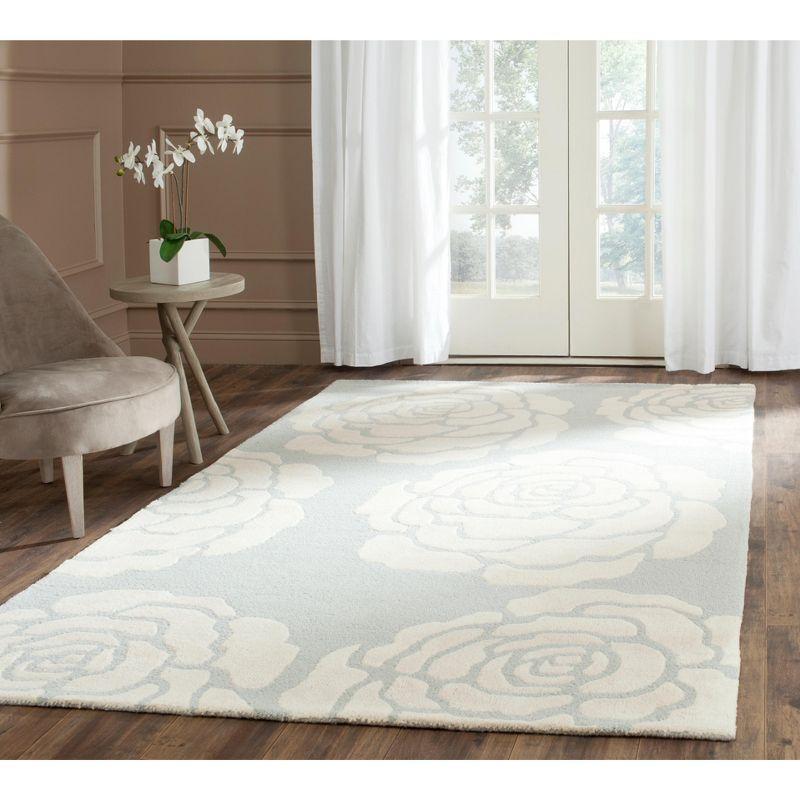 Elegant Grey & Ivory Wool 8' x 10' Hand-Tufted Area Rug