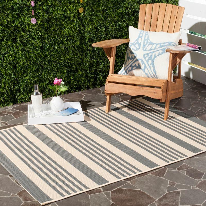 Contemporary Grey Stripe Indoor/Outdoor Easy-Care Rug - 2'7" x 5'