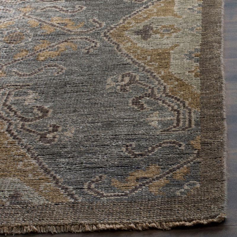 Izmir IZM124 Hand Knotted Area Rug - Charcoal/Taupe - 6'x9' - Safavieh