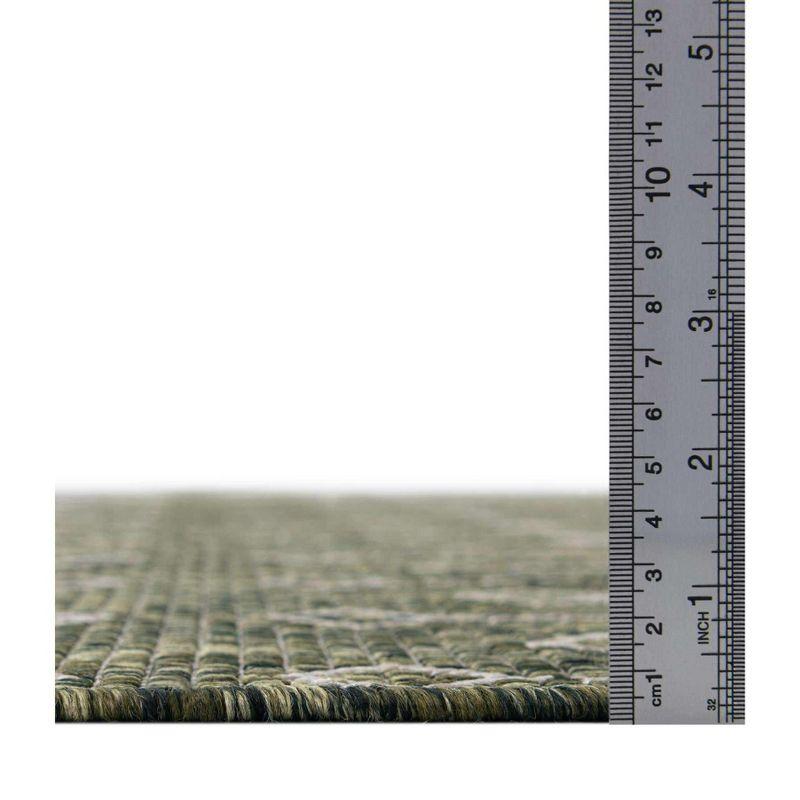 Easy-Care Green Trellis 6' x 9' Outdoor Synthetic Rug