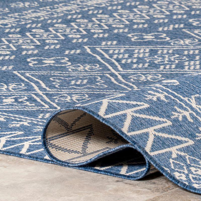 Nuloom Kandace Geometric 4x6 Indoor/Outdoor Area Rug for Living Room Patio Deck Front Porch Kitchen, Blue/Ivory