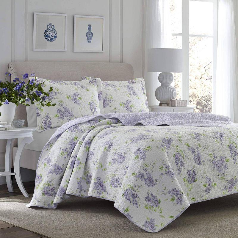 Lilac Wisteria and Green Leaves Reversible Cotton Quilt Set, Full/Queen