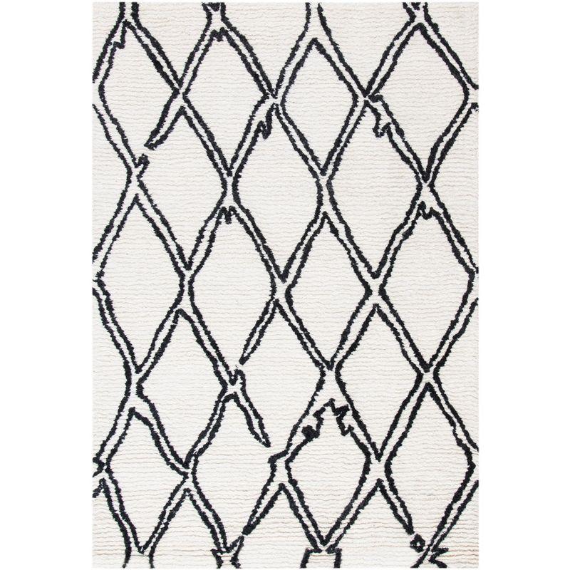 Ivory and Black Hand-Tufted Wool Shag Area Rug 4' x 6'