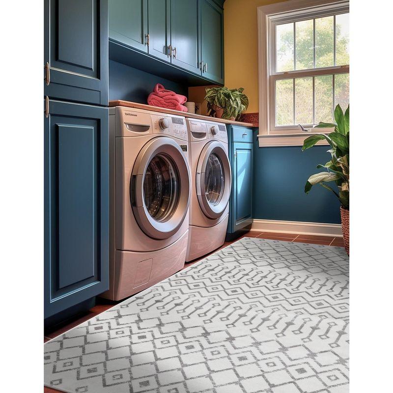 Unique Loom 7' 0 x 10' 0 Rectangle Moroccan Trellis Ivory Area Rug