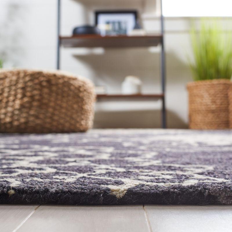 Jardin JAR602 Hand Tufted Area Rug - Black/Ivory - 5'x8' - Safavieh.