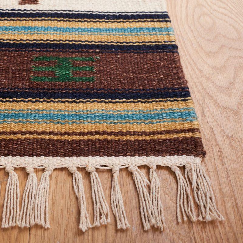 Kilim KLM710 Hand Woven Rugs - Safavieh