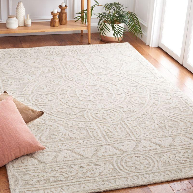 Blossom BLM109 Hand Tufted Indoor Area Rug - Light Grey/Ivory - 4'x6' - Safavieh