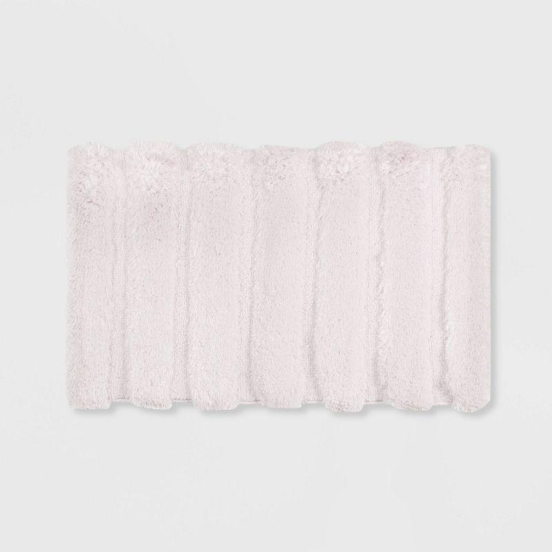 Chanchal Tufted Pearl Channel Bath Rug