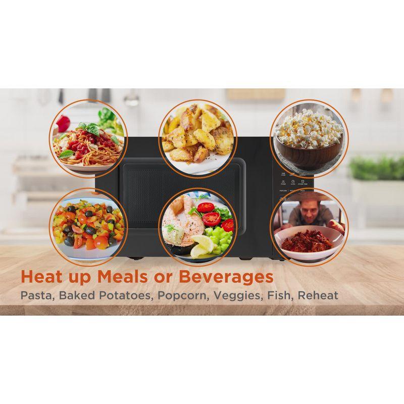 COMMERCIAL CHEF Countertop Microwave Oven 0.7 Cu. Ft. 700W, Stainless Steel