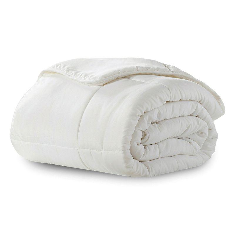 Twin White Microfiber Down-Alternative Comforter