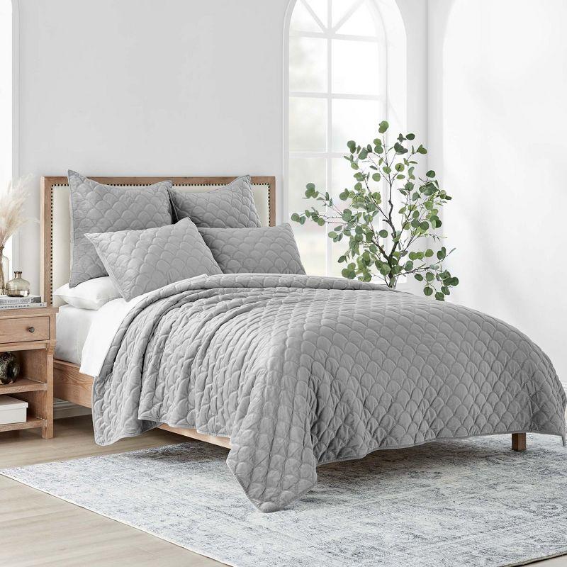 Light Grey Velvet Reversible Full Quilt Set with Cotton Fill