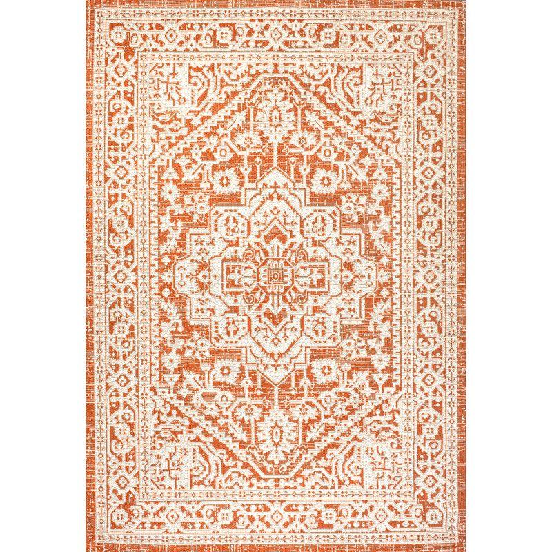 Sinjuri Medallion Textured Weave Indoor/Outdoor Area Rug - JONATHAN Y