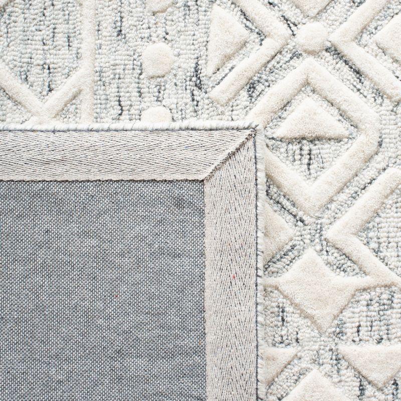 Metro MET855 Hand Tufted Area Rug  - Safavieh