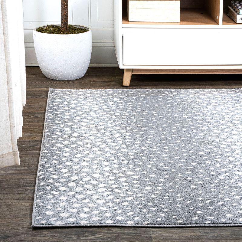 8'x 10' Antelope Modern Animal Area Rug, Gray/Cream - JONATHAN Y